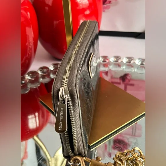 Michael Kors Metallic Logo Wallet with Gold Chain - Picture 4 of 12